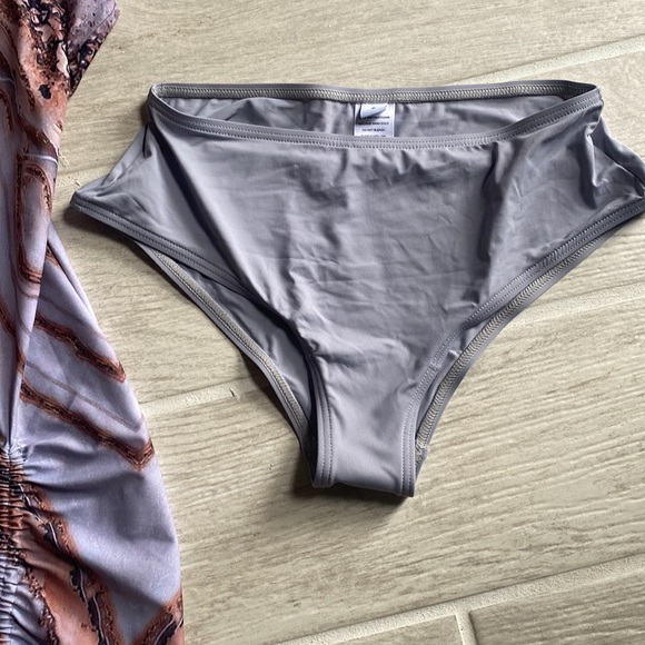 Bathing suit dress with bottoms. Great design. Very comfortable. Size S - Picture 3 of 10